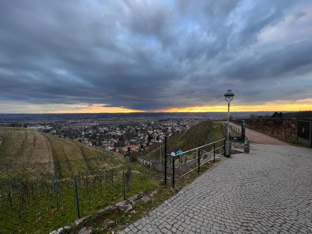 Alte Post Altwahnsdorf Apartment Радебойл Екстериор снимка